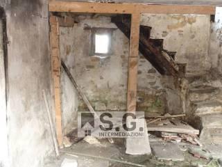 Rustico, da ristrutturare, 600 m², Carve, Borgo Valbelluna — foto 7 di 16