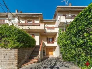 Villa a schiera via Enrico Berlinguer, Centro, Pitigliano — foto 35 di 37