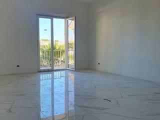 Quadrilocale viale Senatore Parodi traversa 6, Vibo Marina, Vibo Valentia — foto 4 di 9