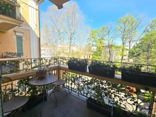 Quadrilocale Stradone Martiri della Libertà 24A, Centro Storico, Parma — foto 19 di 37