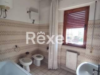 Appartamento via Roma, Grotte di Castro — foto 24 di 33