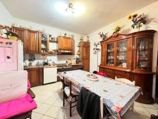 Trilocale via Enrico Celestini, Vasanello — foto 16 di 22