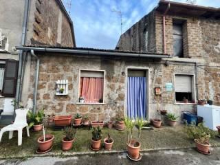 Trilocale via Enrico Celestini, Vasanello — foto 3 di 22