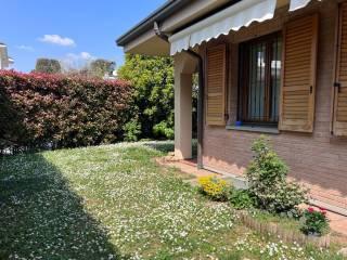 Villa unifamiliare via Mazzini 77, Centro, Biassono — foto 48 di 62