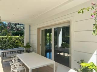 Villa unifamiliare via 20 Settembre, Roma Imperiale, Forte dei Marmi — foto 26 di 56