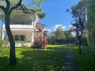 Villa unifamiliare via 20 Settembre, Roma Imperiale, Forte dei Marmi — foto 41 di 56