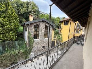 Monolocale da ristrutturare, secondo piano, Centro, Baveno — foto 23 di 27