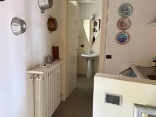 Monolocale da ristrutturare, secondo piano, Centro, Baveno — foto 10 di 27
