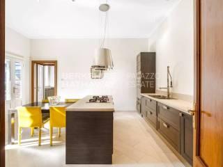 Villa unifamiliare, ottimo stato, 589 m², Stresa — foto 12 di 37