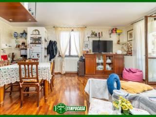Trilocale via Monte Grappa 18, Centro, Concorezzo — foto 7 di 21