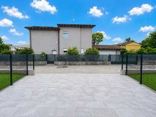 Villa bifamiliare via Carbonera, Santa Cristina, Cremona