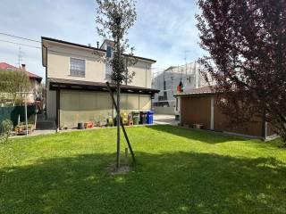 Villa unifamiliare via Giuseppe Di Vittorio, Centro, San Possidonio — foto 4 di 10