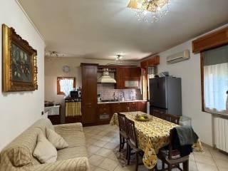 Villa a schiera via Luigi Galvani, Massa Finalese, Finale Emilia — foto 2 di 60