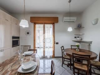 Villa bifamiliare via Gioacchino Rossini, Centro, Castelvetro di Modena — foto 18 di 75