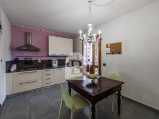 Villa bifamiliare via Gioacchino Rossini, Centro, Castelvetro di Modena — foto 13 di 75