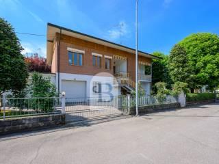 Villa bifamiliare via Gioacchino Rossini, Centro, Castelvetro di Modena — foto 12 di 75