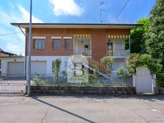 Villa bifamiliare via Gioacchino Rossini, Centro, Castelvetro di Modena — foto 27 di 75