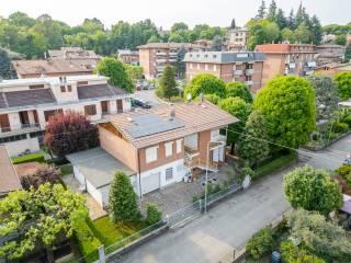 Villa bifamiliare via Gioacchino Rossini, Centro, Castelvetro di Modena — foto 36 di 75