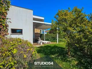 Villa bifamiliare viale delle Rondini 20, Caorle — foto 17 di 39