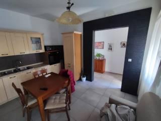 Villa bifamiliare, buono stato, 71 m², Centro, Porto Viro — foto 2 di 18