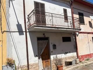 Quadrilocale via della Fontana, Baracche Di San Polo, Tarano — foto 10 di 33