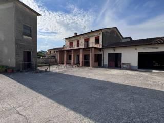 Terratetto plurifamiliare via Alessandro Manzoni, Asola — foto 3 di 39