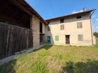 Casa colonica vicolo della Posta, Centro, Mereto di Tomba — foto 2 di 15