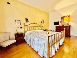 Villa bifamiliare via via Coclino 8, Calcinate — foto 10 di 20
