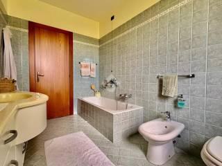 Villa bifamiliare via via Coclino 8, Calcinate — foto 17 di 20
