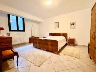 Villa bifamiliare via via Coclino 8, Calcinate