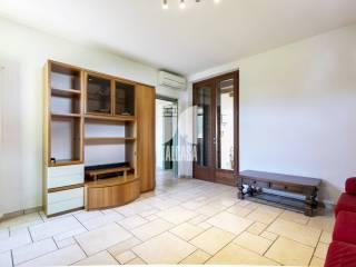 Villa bifamiliare via Eugenio Montale, Porto Mantovano — foto 10 di 50
