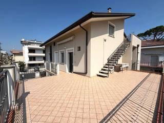 Villa plurifamiliare viale Lugo, Parco, Riccione — foto 26 di 44