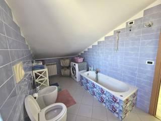 Villa bifamiliare Contrada Fiorano, Loreto Aprutino — foto 13 di 42