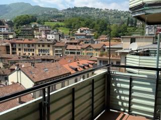 Appartamento via Daniele Maffeis 3, Centro, Gazzaniga — foto 5 di 20