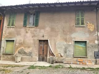 Terratetto unifamiliare via Giuseppina 45, Centro, Cingia de' Botti — foto 4 di 16