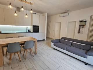 Appartamento in villa via Albert Einstein 7, Cattolica