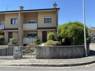 Villa a schiera 5 locali, buono stato, Centro, Terzo d'Aquileia — foto 3 di 31