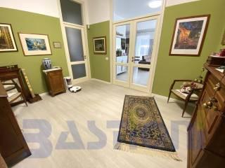 Quadrilocale buono stato, secondo piano, Centro, Clusone — foto 2 di 33