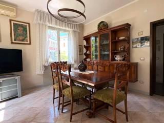 Villa bifamiliare via I. Cocconi 25, Centro, Traversetolo — foto 7 di 49