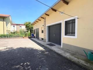 Villa bifamiliare via I. Cocconi 25, Centro, Traversetolo — foto 37 di 49