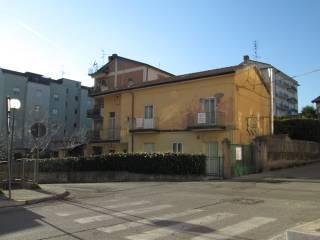 Villa unifamiliare via Ancona, Centro, Potenza — foto 2 di 13