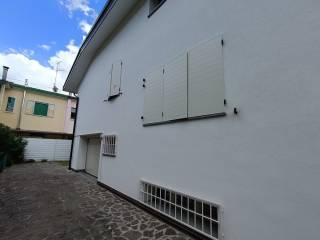Villa bifamiliare via Piero Calamandrei 13, Lugo — foto 13 di 44