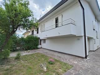 Villa bifamiliare via Piero Calamandrei 13, Lugo — foto 16 di 44