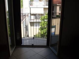Bilocale via Antonio Gramsci 18, Centro, Agrate Brianza — foto 3 di 12