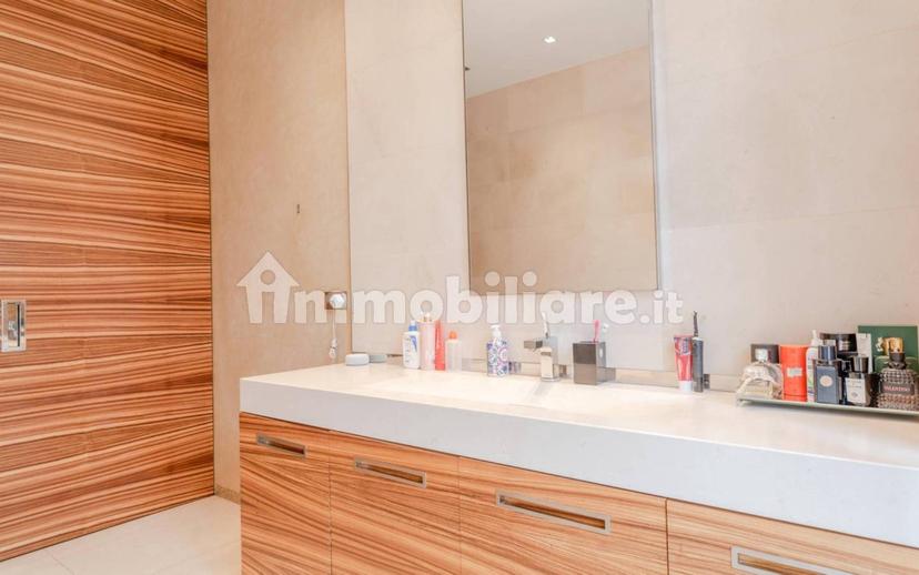Appartamento via Don Giovanni Minzoni 8, Piazza Solferino - Corso Matteotti, Torino — foto 4 di 74
