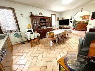Villa bifamiliare Strada Provinciale di Mirandola 22/1, Concordia sulla Secchia