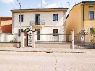 Villa unifamiliare via Lugo, Cristo Re, Cremona — foto 49 di 51