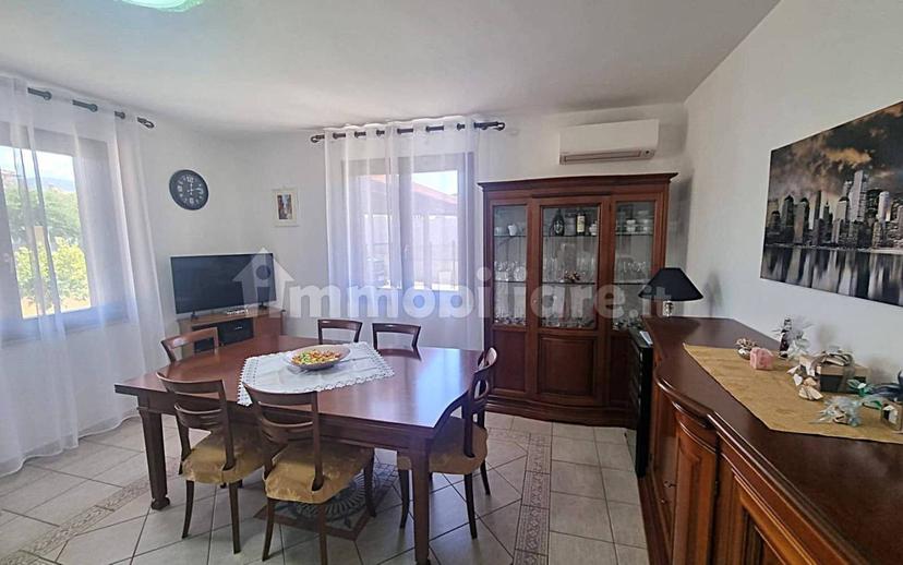 Villa bifamiliare via Lago di Como 10, Capitana, Quartu Sant'Elena — foto 25 di 29