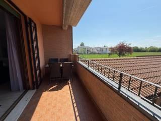 Trilocale via Antonio Cugini, Buco del Signore - Acque Chiare, Reggio Emilia — foto 3 di 12