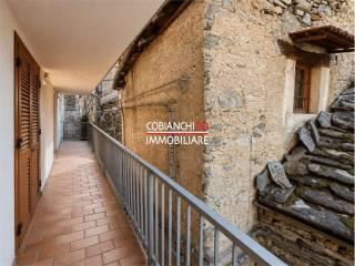 Terratetto unifamiliare 130 m², ottimo stato, Aurano — foto 8 di 26